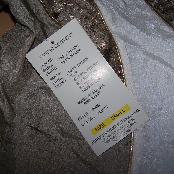 Active Frontier Int. Ladies Small Taupe Nylon Jogging / Leisure Wear Suit Set - Picture 7 of 13